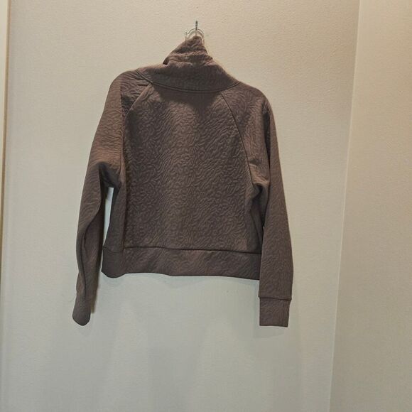 NWOT Juicy Couture Women's Jacquard Quilted Truffle Cro Pullover Size Large - Picture 3 of 7